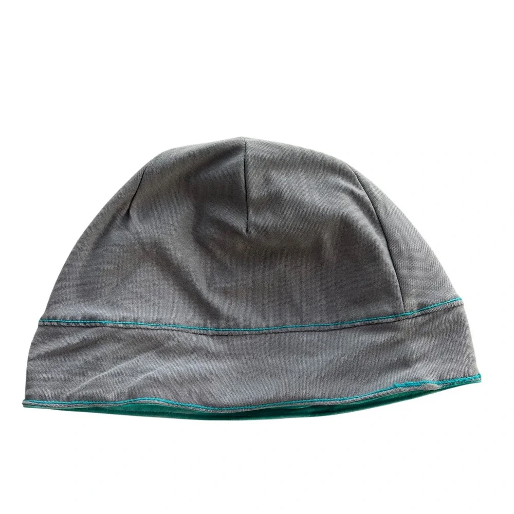 Under Armour ColdGear Women's Teal  Aqueduct Infrared Cozy Reflective Beanie Hat